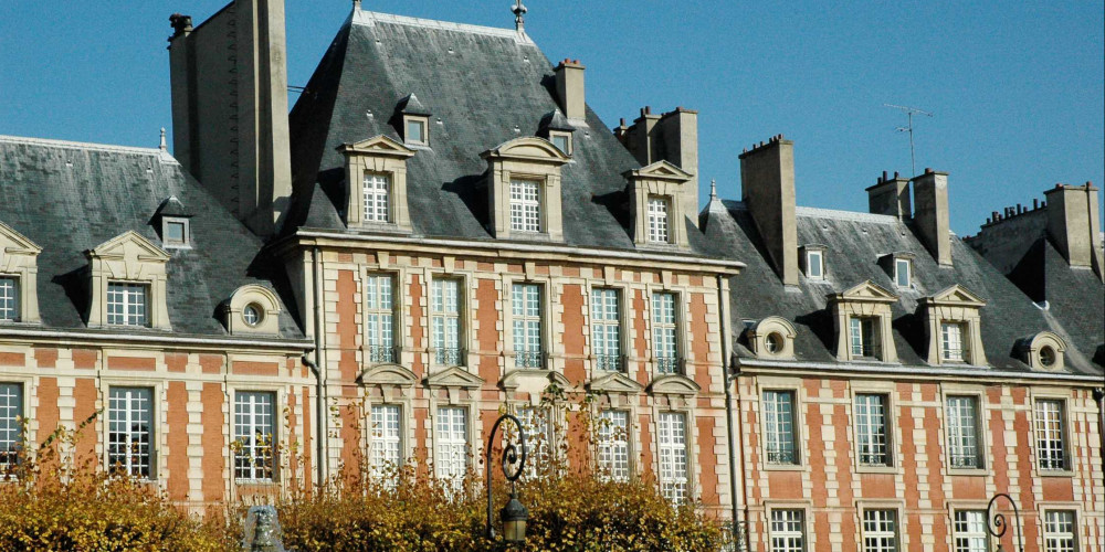 La place des Vosges aujourd’hui